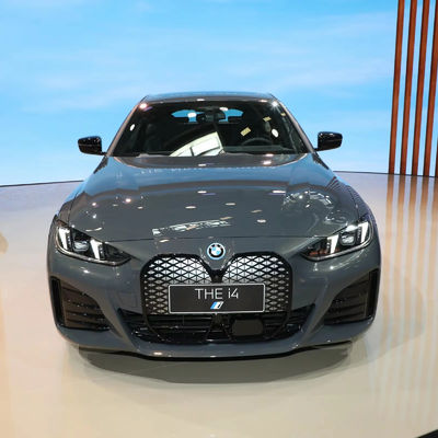 2023 FOR-B MW i4 M50 Δύο κινητήρες AWD Portimao Μπλε Μεταλλικό επίπεδο Μέσα και μεγάλα αυτοκίνητα