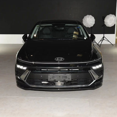 Η Hyundai Sonata 11 1.5T Glx 8At Sedan 5 θέσεων Καθαρό βενζινοκίνητο συμπαγές αυτοκίνητο με οθόνη αφής